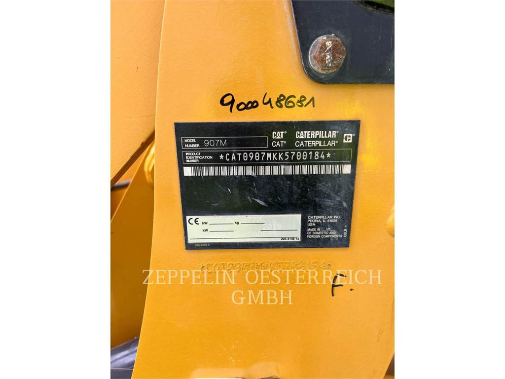 Wiellader CAT 907M