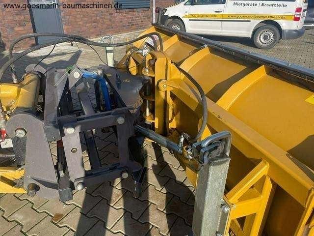 Wiellader CAT 907 M mit Winterpaket