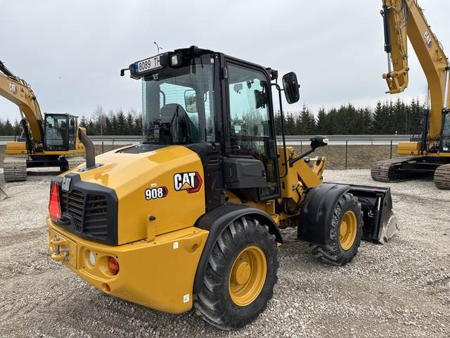 Wiellader CAT 908