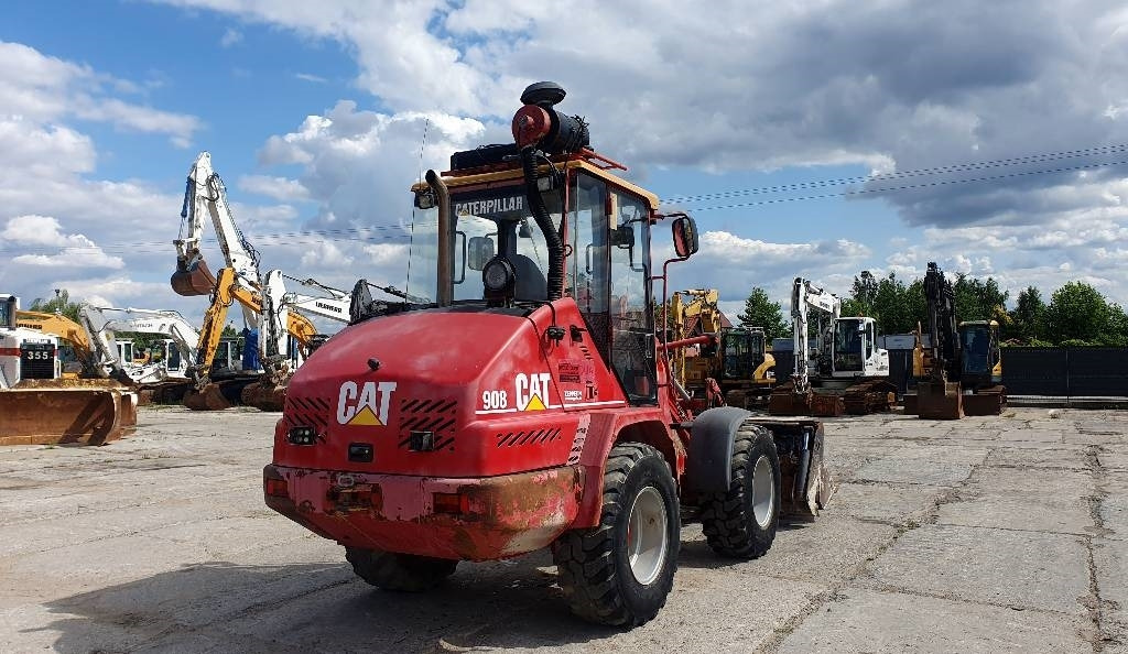 Wiellader CAT 908