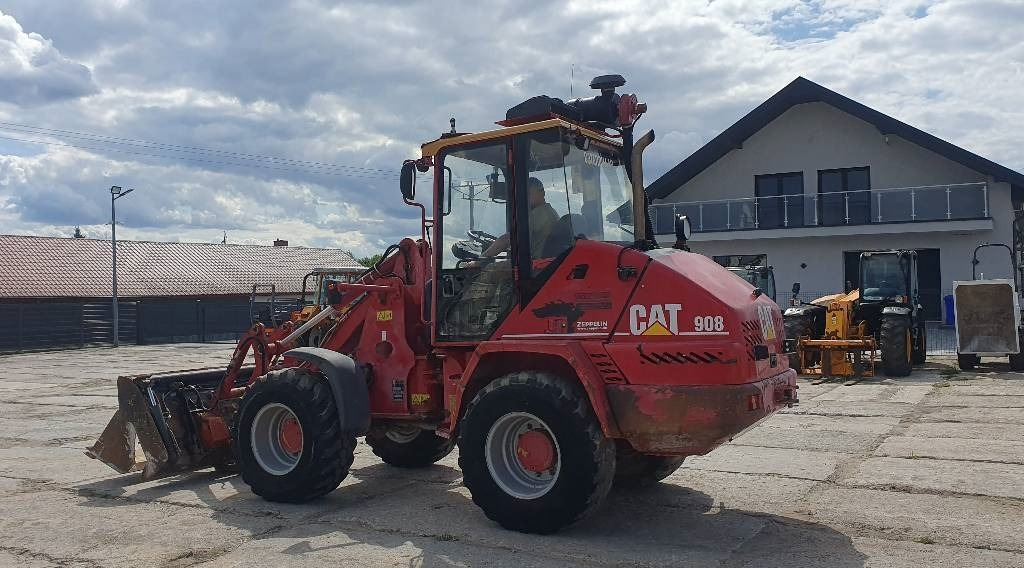 Wiellader CAT 908