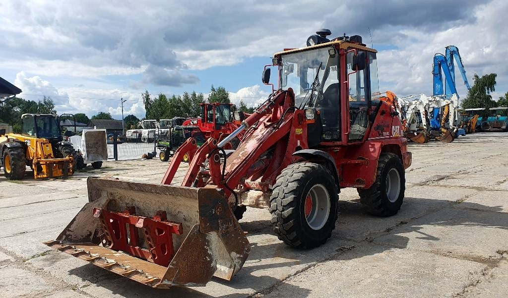 Wiellader CAT 908