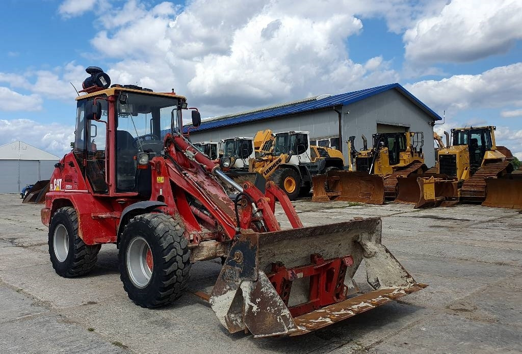 Wiellader CAT 908