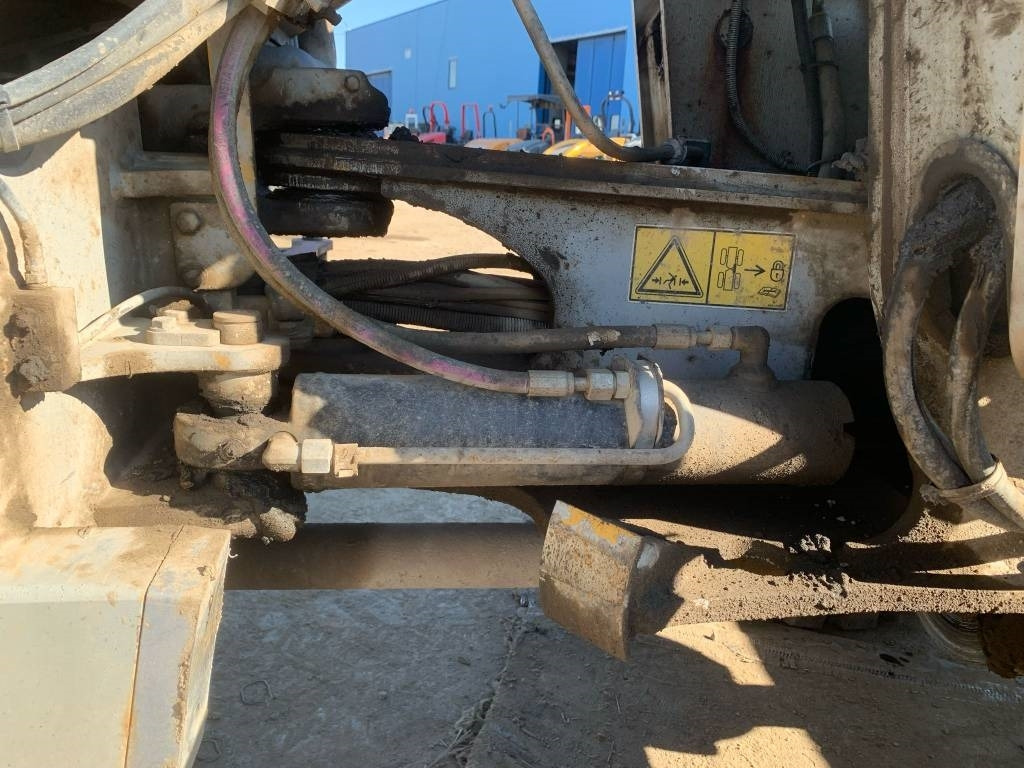 Wiellader CAT 908H