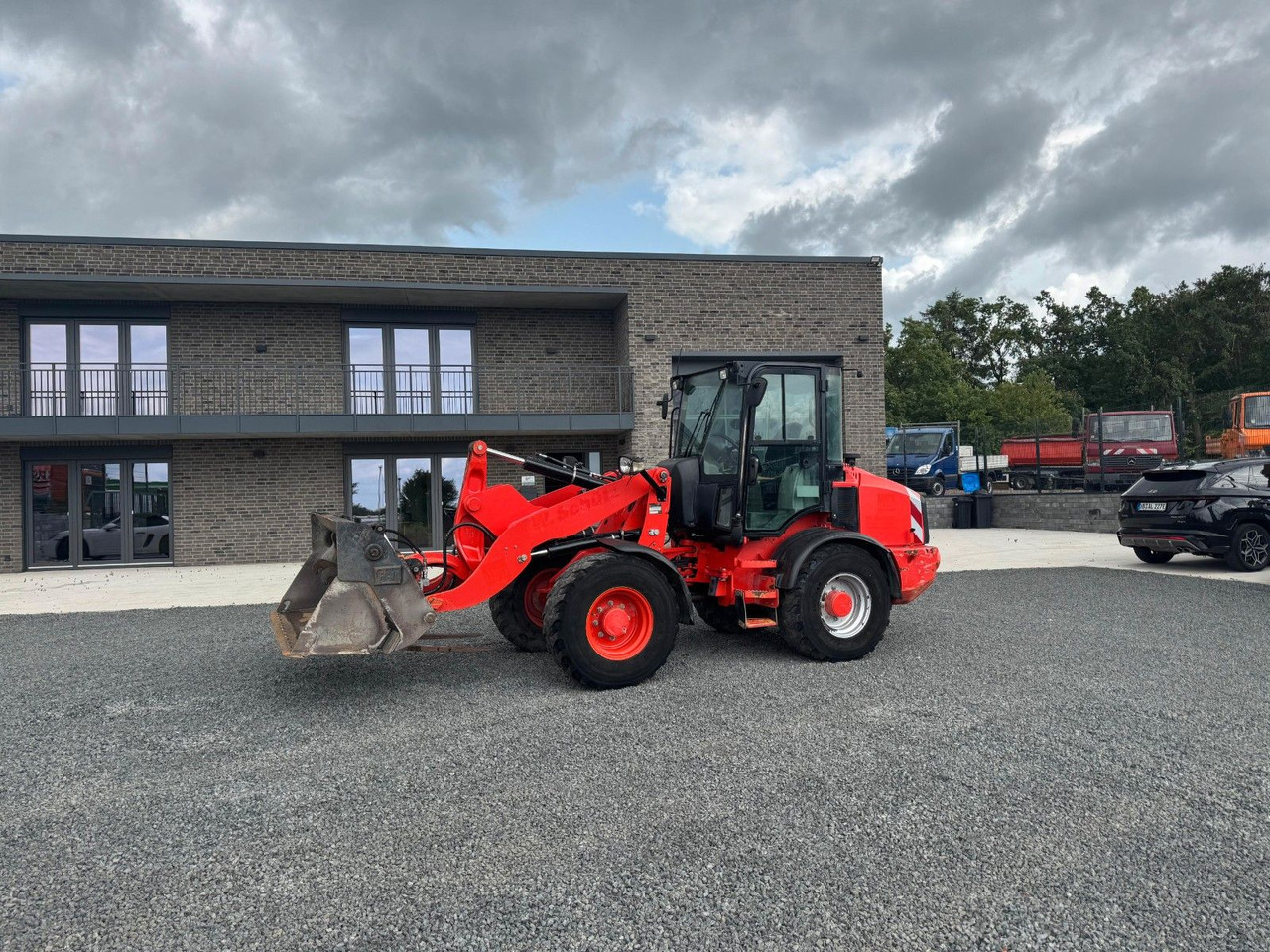 Wiellader CAT 908M Radlader 6460 Kg Schaufel Gabel