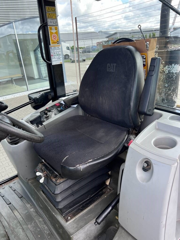 Wiellader CAT 908 H