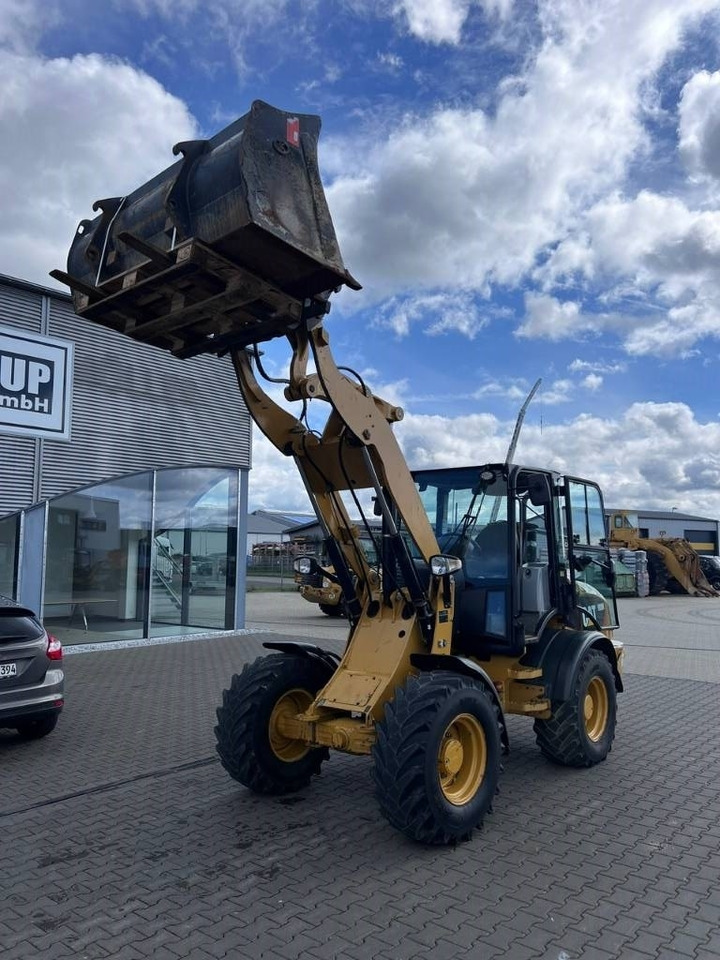 Wiellader CAT 908 H