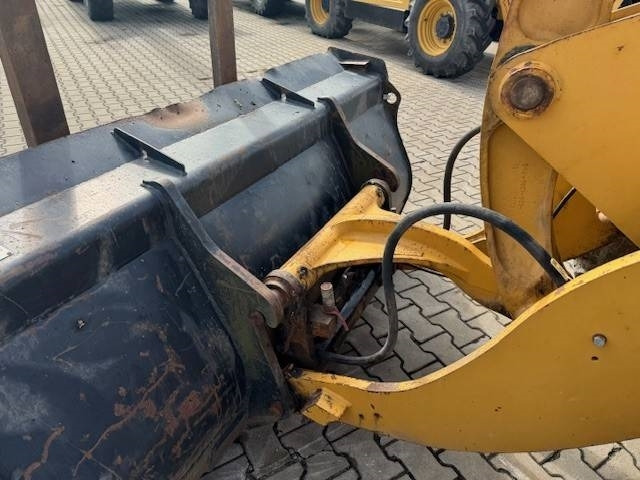 Wiellader CAT 908 H