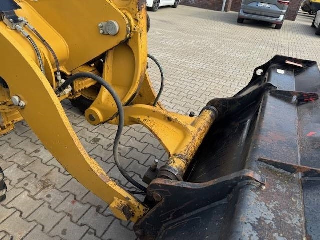 Wiellader CAT 908 H