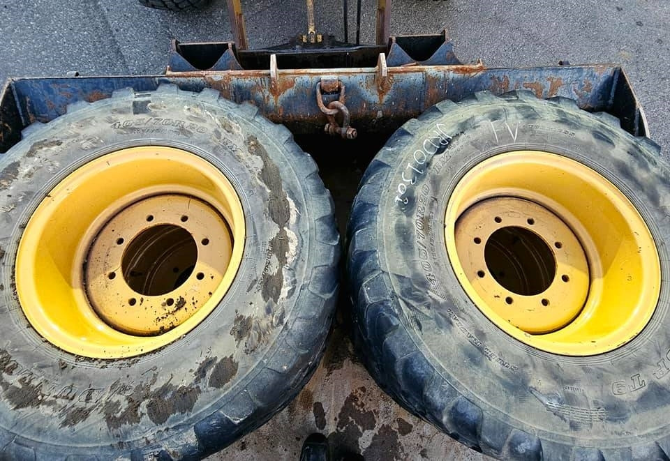 Wiellader CAT 908 H 2