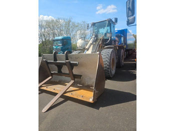 Wiellader  CAT 930G Schaufel + Palettengabel