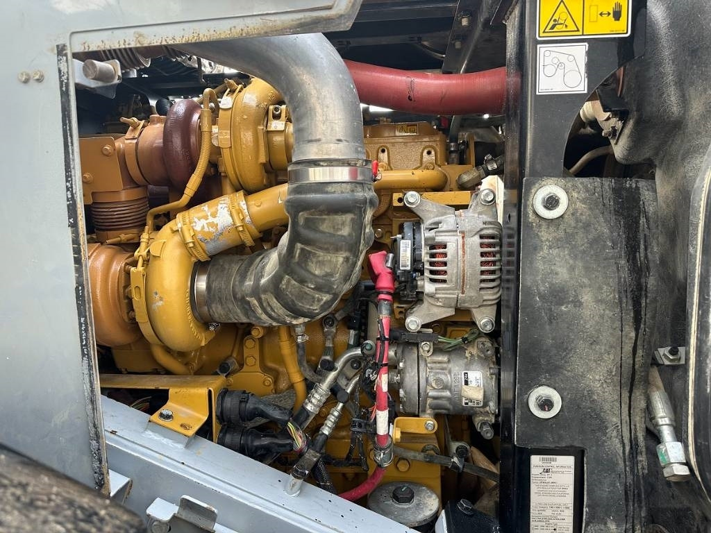 Wiellader CAT 962 M (NEW REMAN ENGINE)