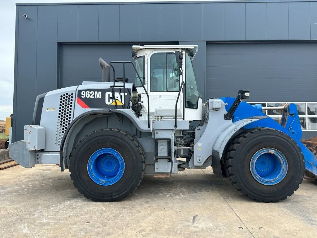 Wiellader CAT 962 M (NEW REMAN ENGINE)