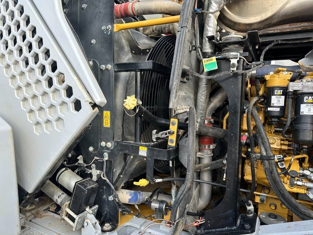 Wiellader CAT 962 M (NEW REMAN ENGINE)
