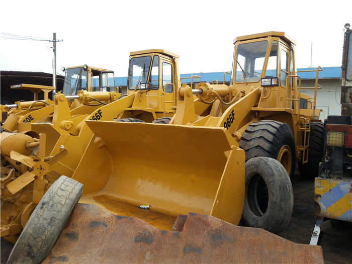 Wiellader CAT 966F
