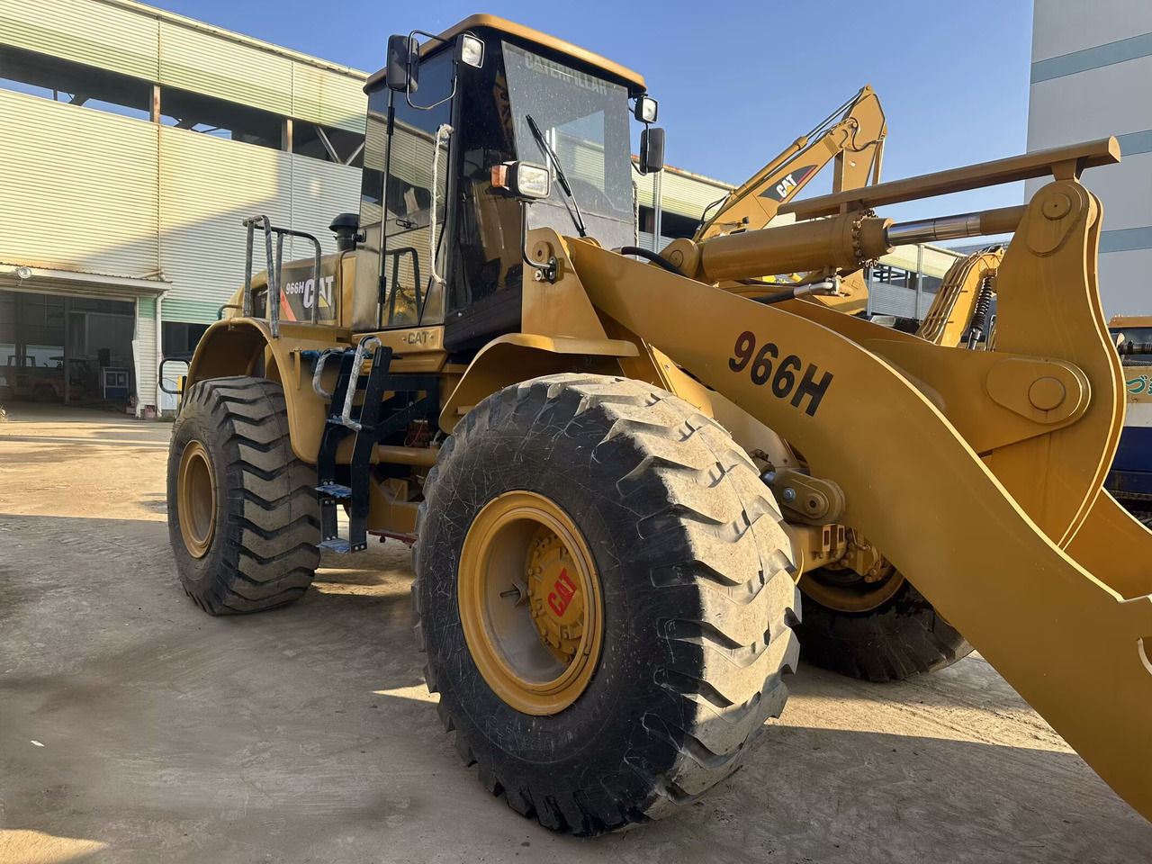 Wiellader CAT 966H