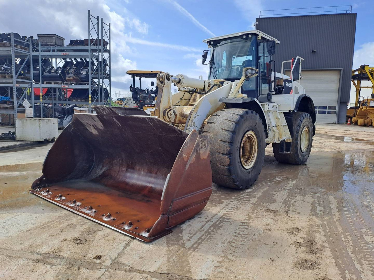 Wiellader CAT 966M