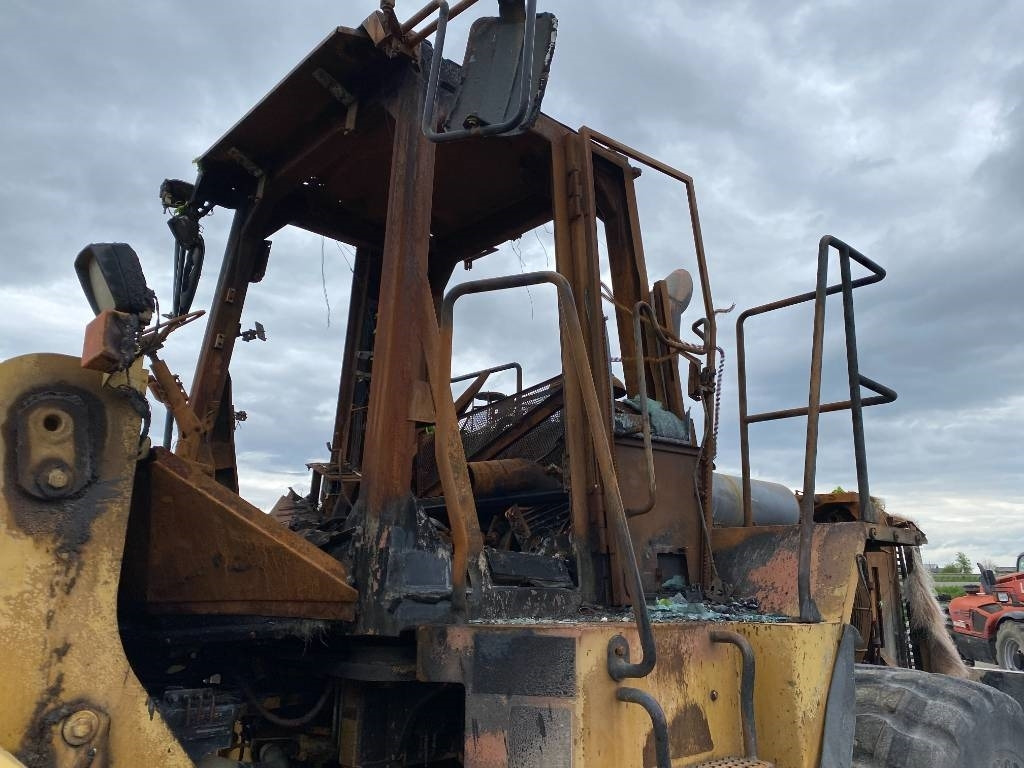 Wiellader CAT 966 G endommagée Complete ou pour pièces