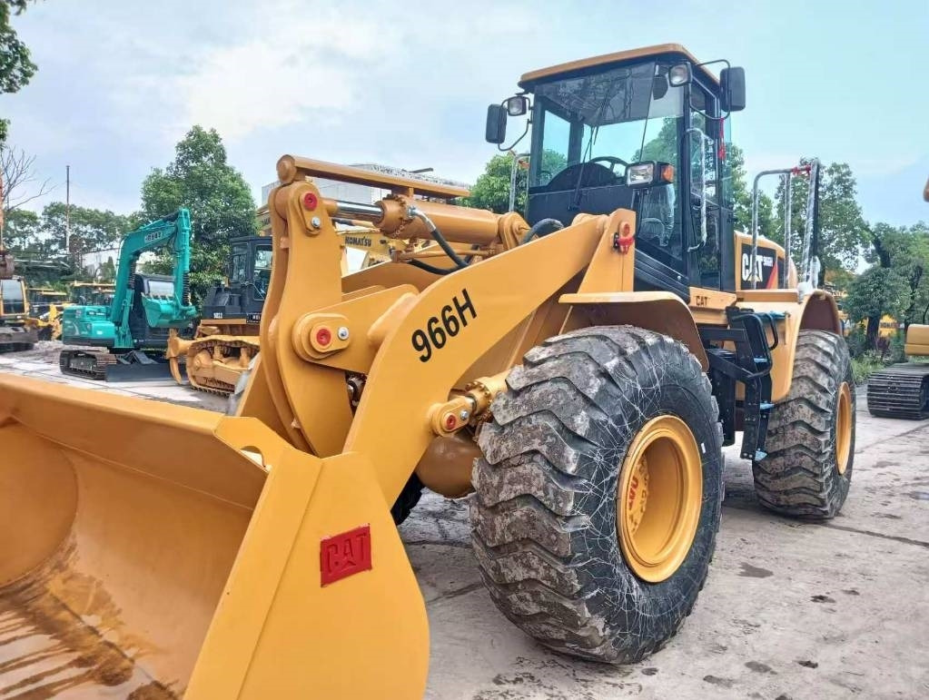Wiellader CAT 966 H