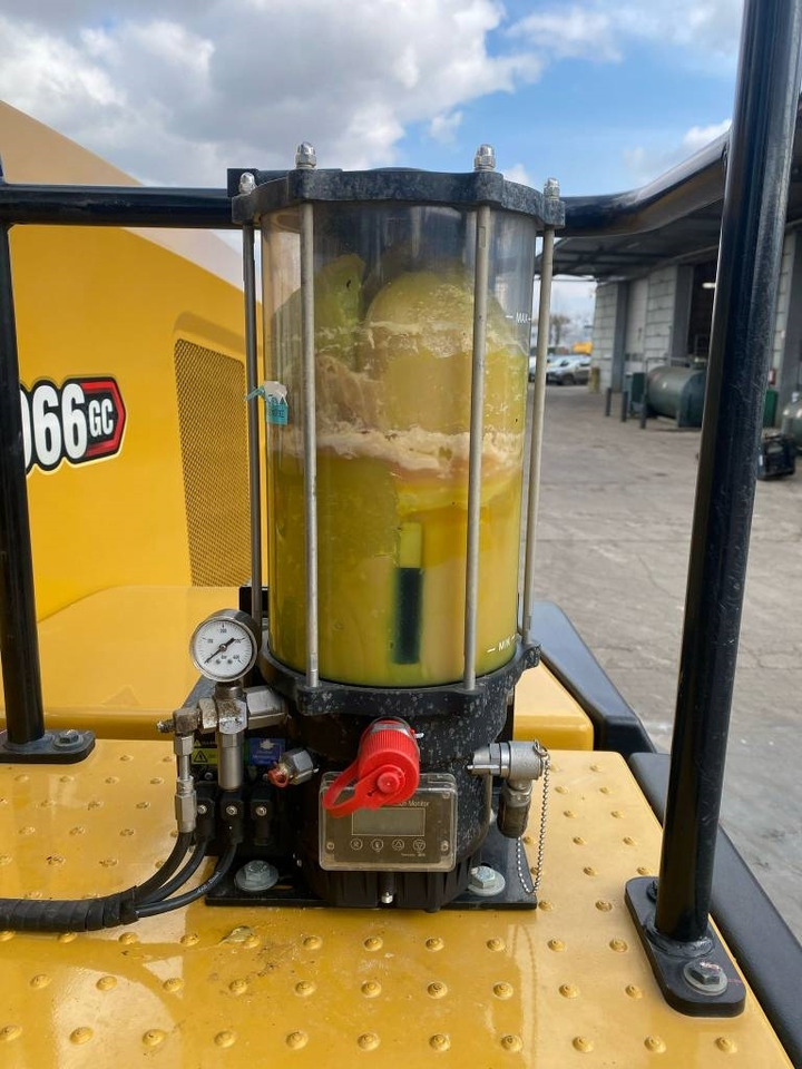 Wiellader CAT 966gc
