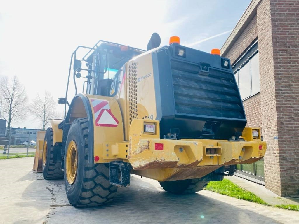 Wiellader CAT 966k xe