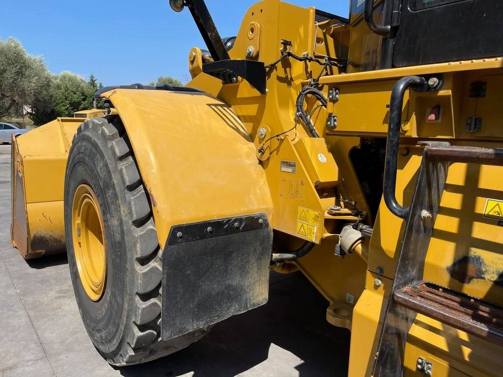 Wiellader CAT 972M