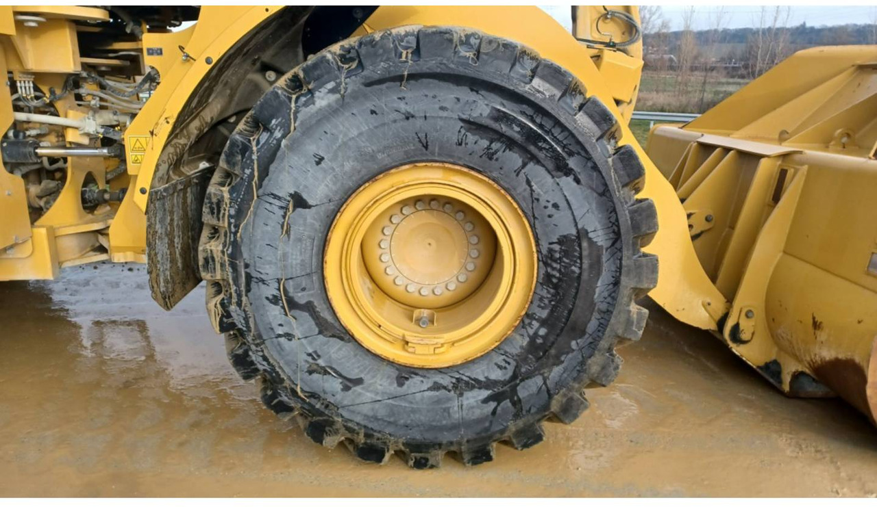 Wiellader CAT 972M
