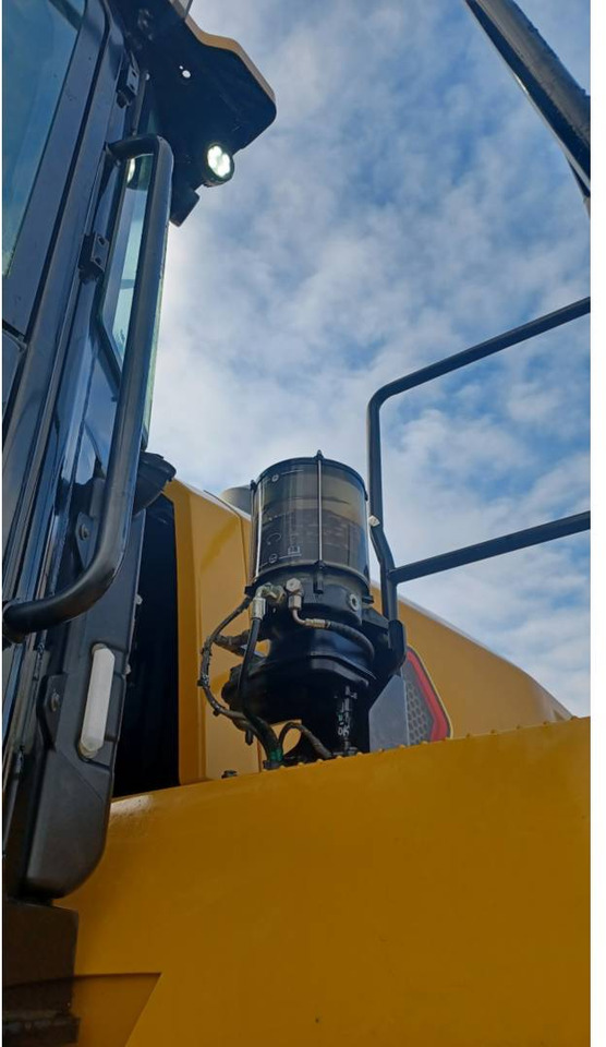 Wiellader CAT 972M