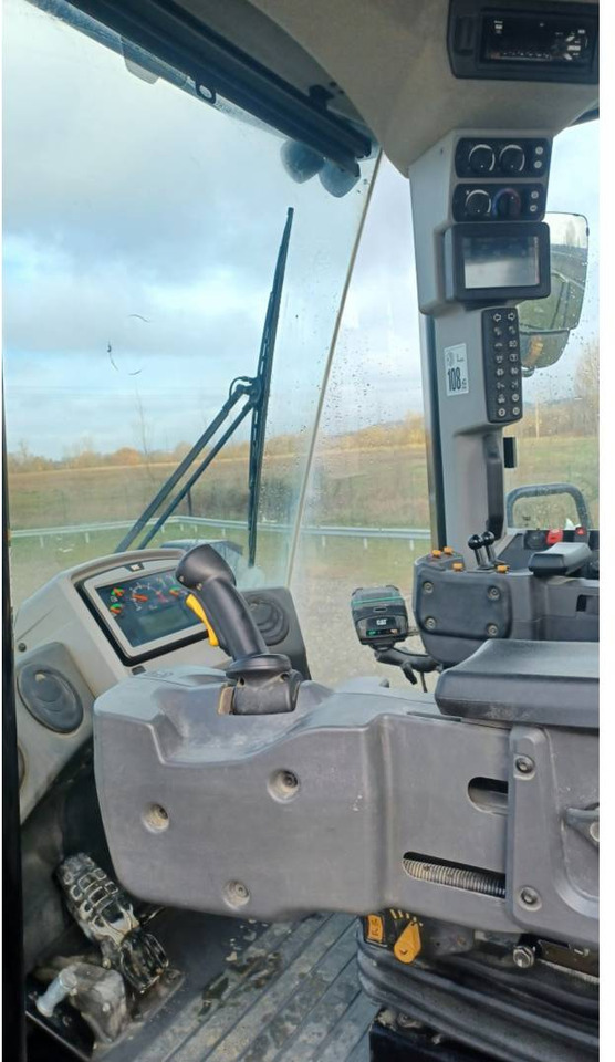 Wiellader CAT 972M