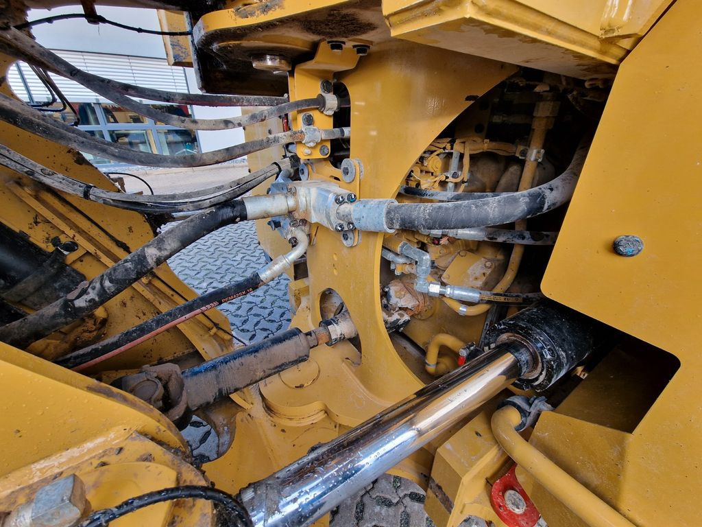 Wiellader CAT 972MXE