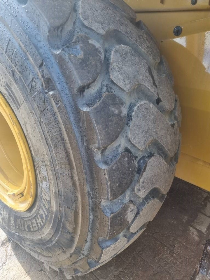 Wiellader CAT 972 M -- LIKE NEW -- 100% original