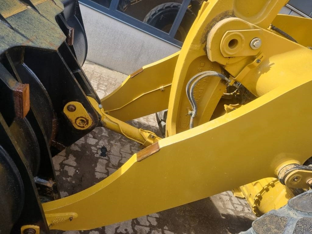 Wiellader CAT 972 M -- LIKE NEW -- 100% original