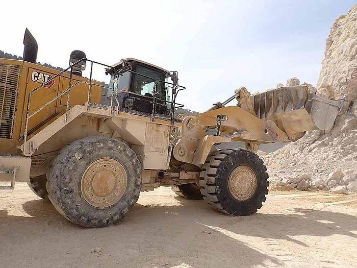 Wiellader CAT 988K
