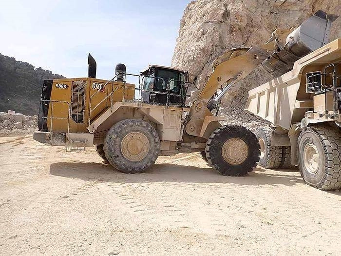 Wiellader CAT 988K