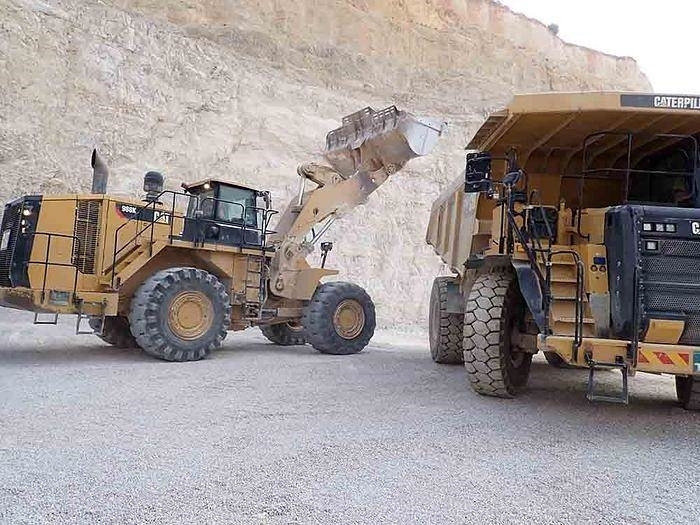 Wiellader CAT 988K