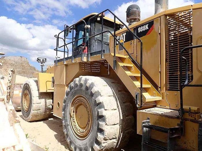 Wiellader CAT 988K