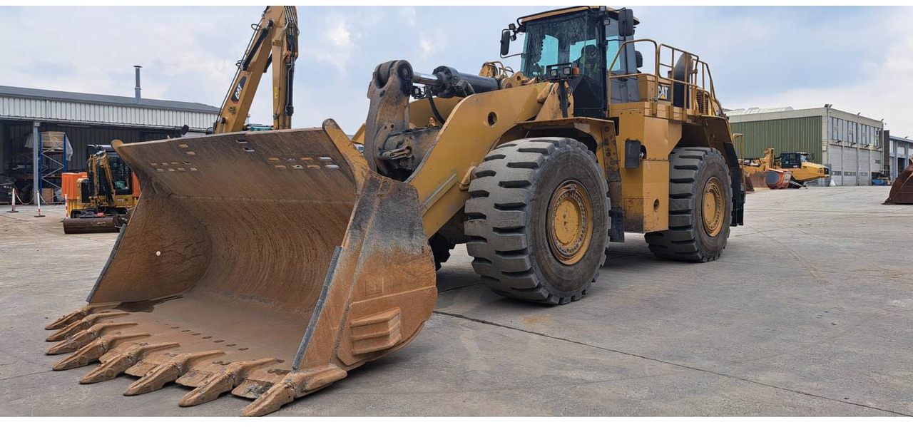 Wiellader CAT 988K