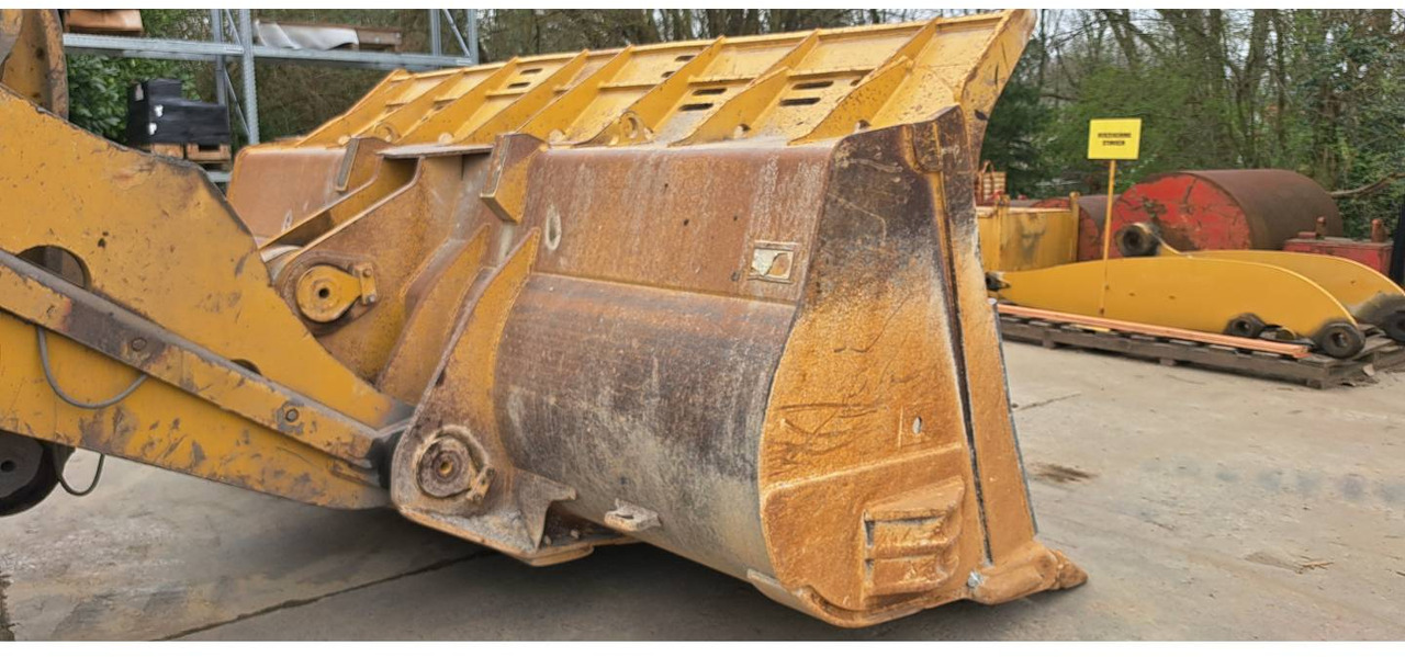 Wiellader CAT 988K
