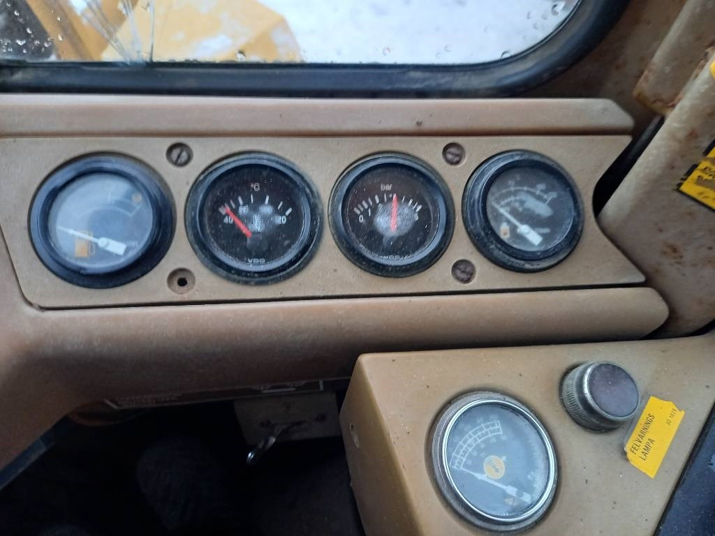 Wiellader CAT IT 28 B