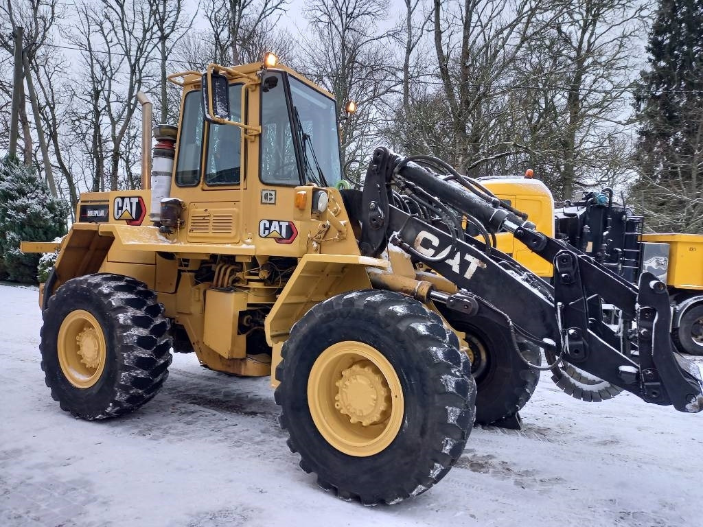 Wiellader CAT IT 28 B