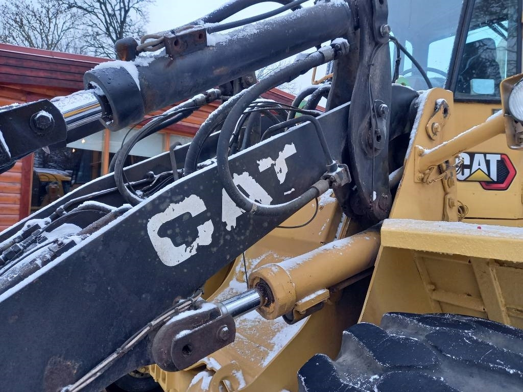 Wiellader CAT IT 28 B