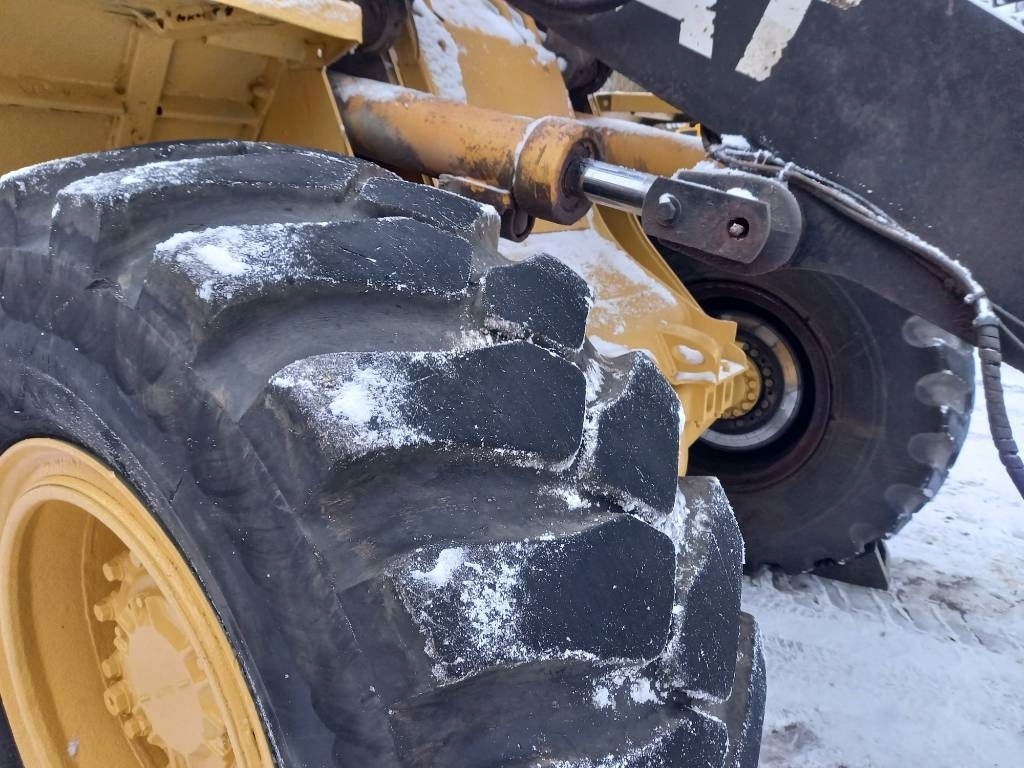 Wiellader CAT IT 28 B