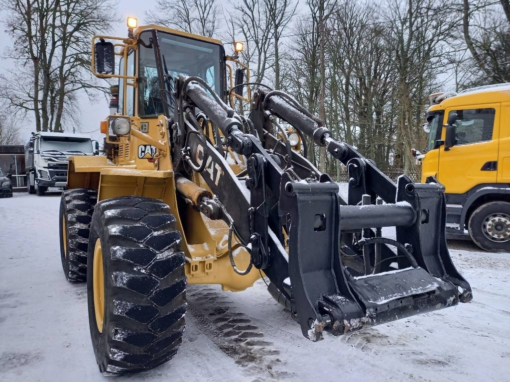 Wiellader CAT IT 28 B