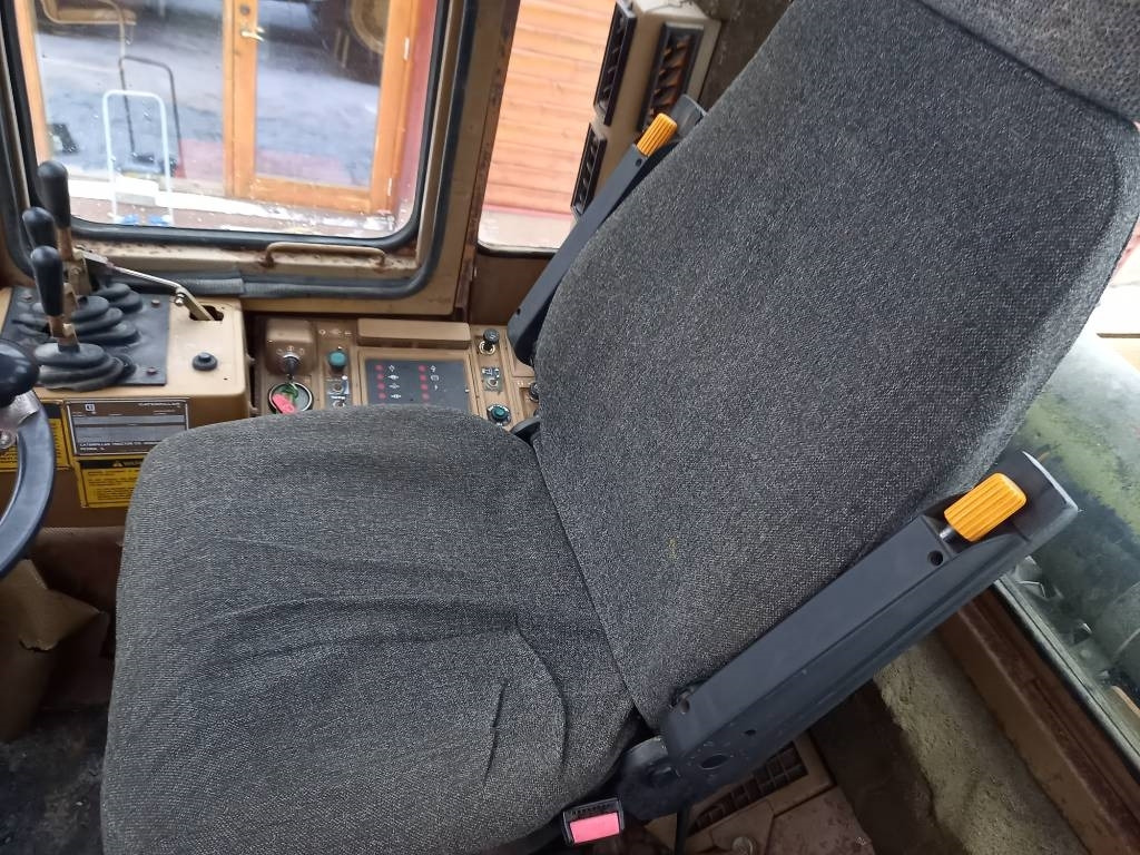 Wiellader CAT IT 28 B