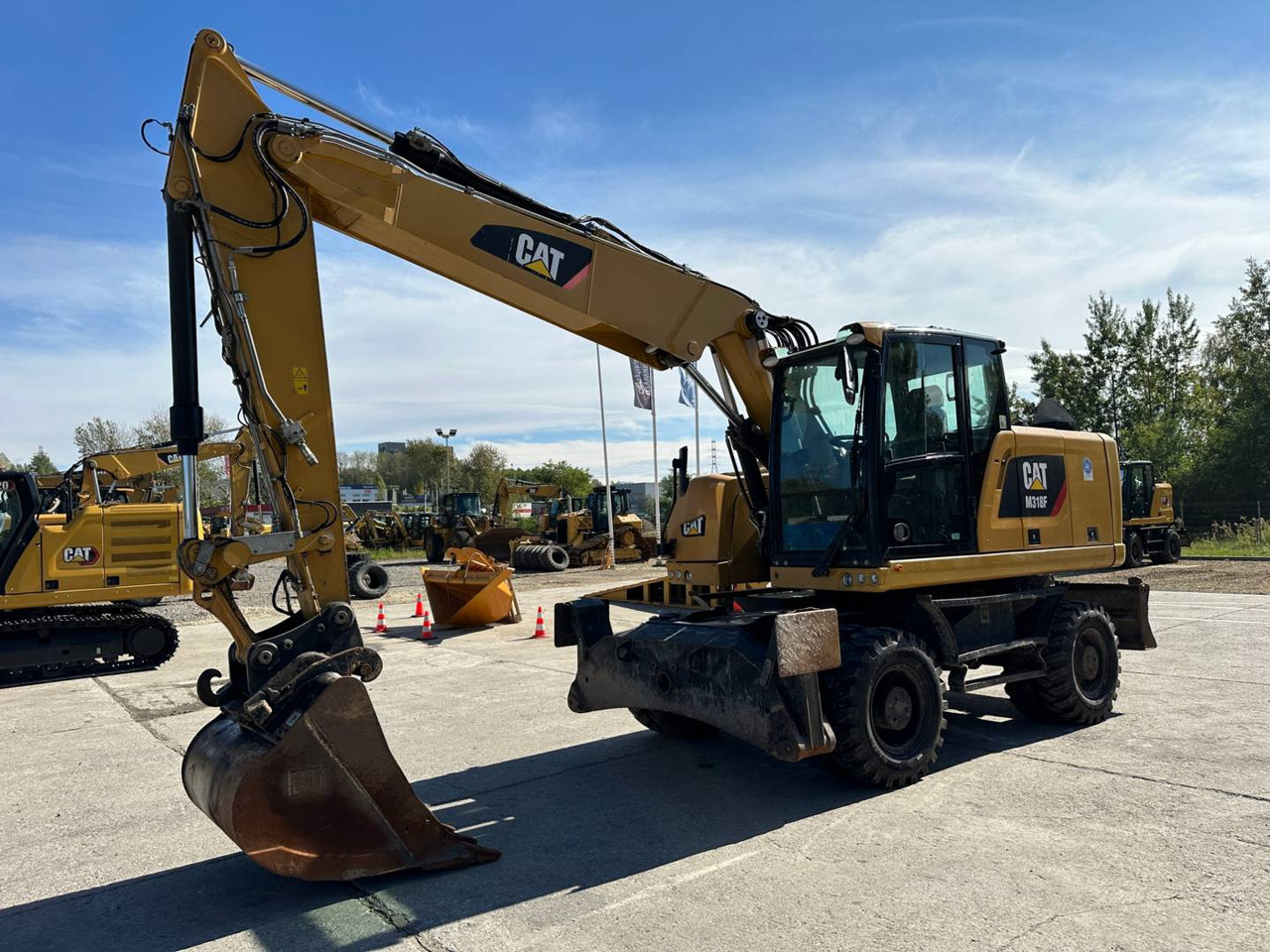 Wiellader CAT M318F
