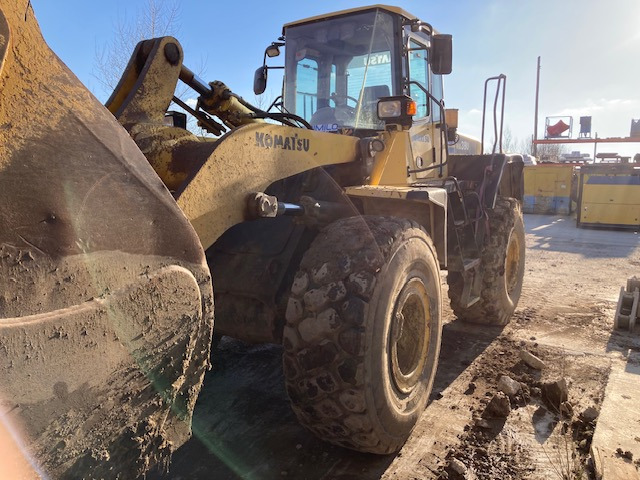 Wiellader CHARGEUSE SUR PNEUS KOMATSU WA 380-5H