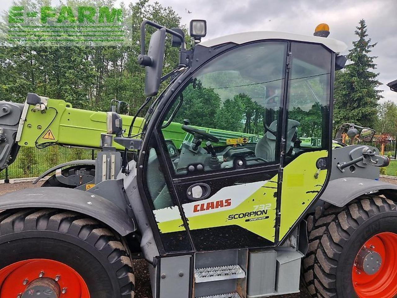 Wiellader CLAAS scorpion 732