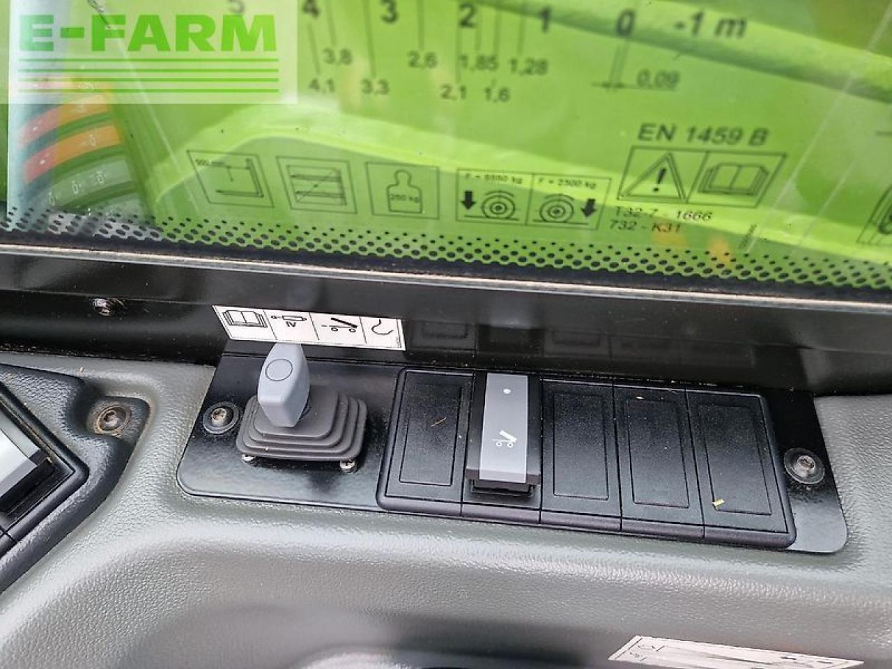 Wiellader CLAAS scorpion 732