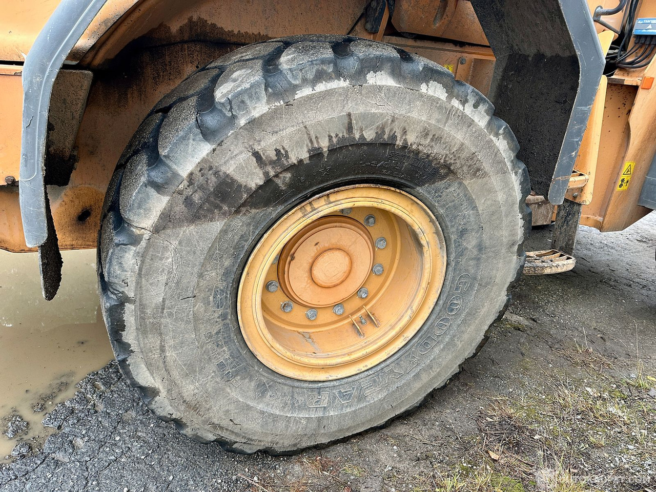 Wiellader Case 621D, 2006, Kurikka