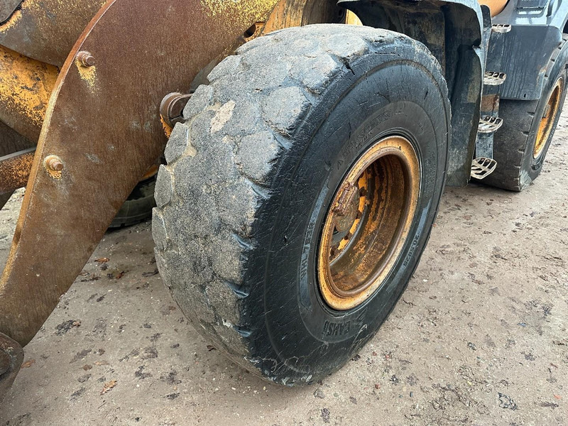 Wiellader Case 621 F Extra Function